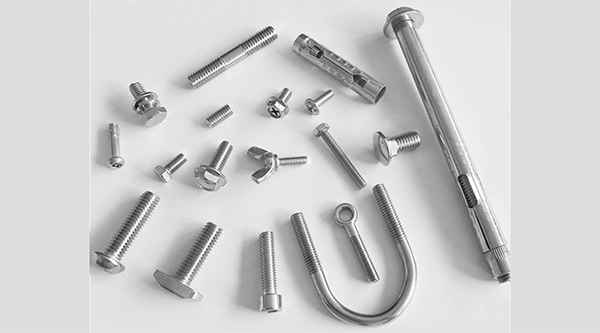 Why are stainless steel screws prone to mixing?